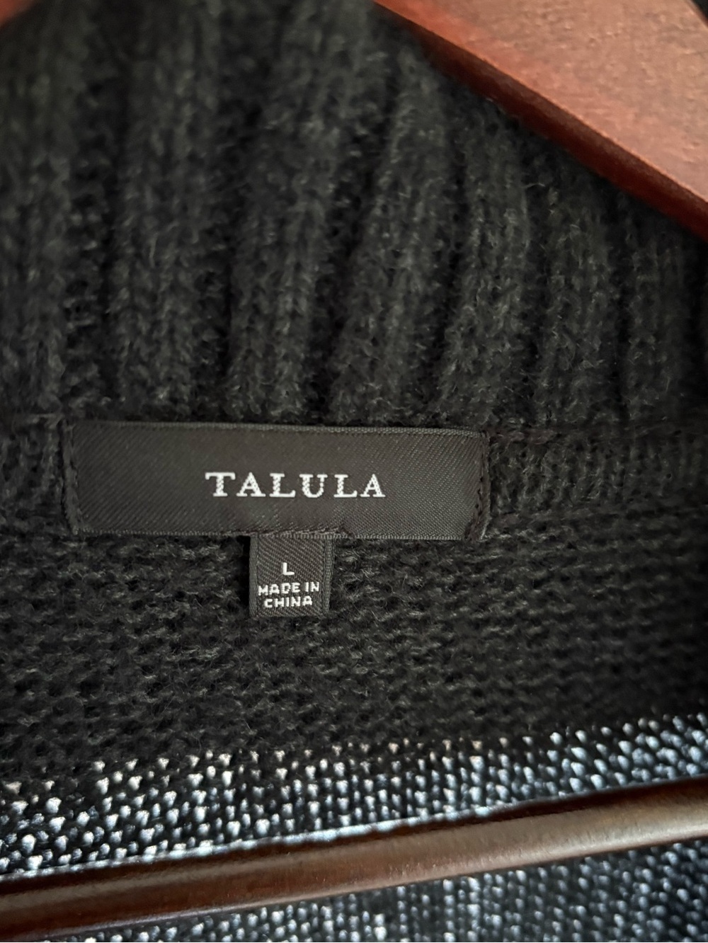 Aritzia Talula women's cardigan sweater dark grey size M/L cashmere angora blend - Picture 6 of 7